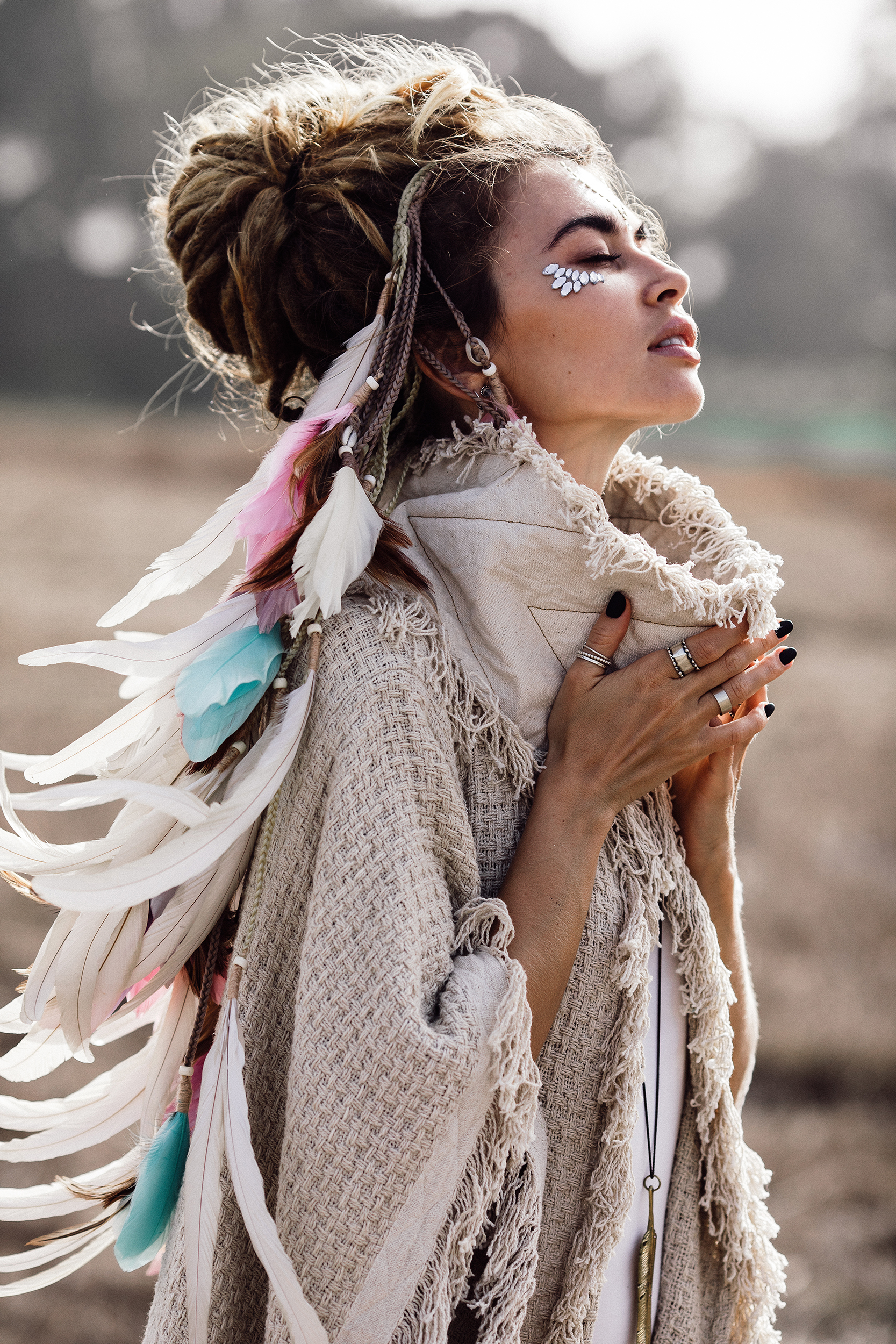 Бохо алиса белочкина. Весенний бохо. Лена перминова бохо шик. Пальто пэчворк. Весенний бохо.