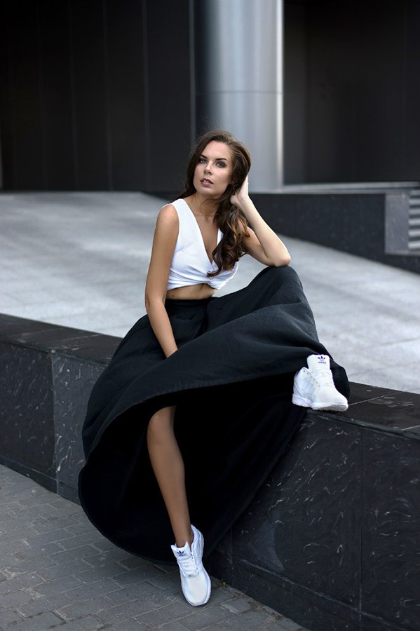 black & white metropoli