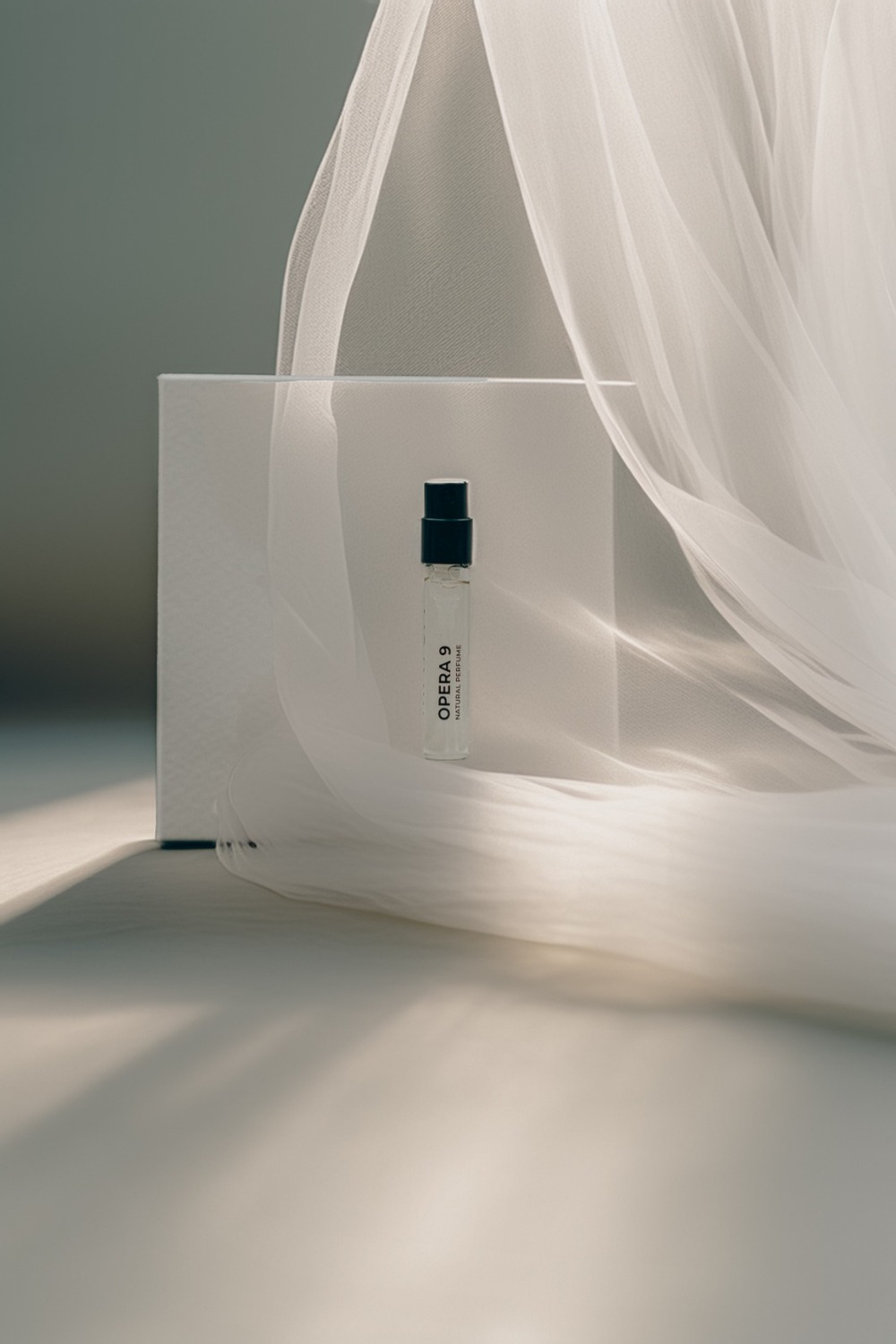 Lucrare editorial Oana Andrei expusă la Venice International Art Fair, fotografie comercială și artă