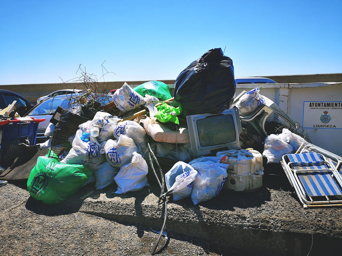big cleanup, trash, rubbish