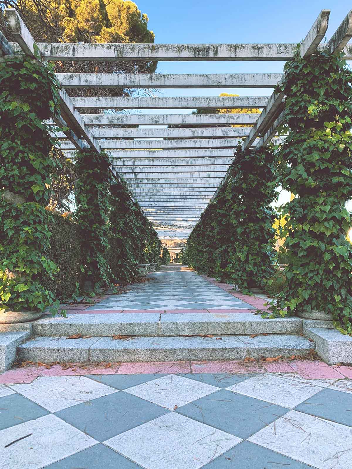 madrid, retiro, perspective