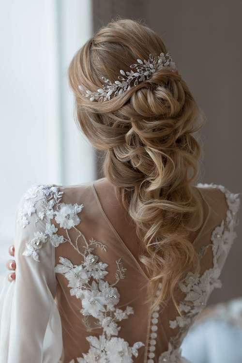 Гребень свадебный/украшение для волос на свадьбу/для фаты/свадебная заколка