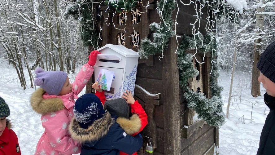 Ящик для писем Деду Морозу своими руками