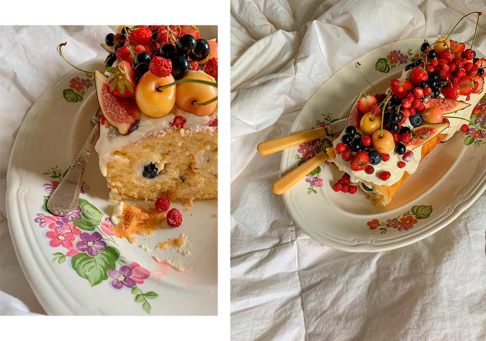 Воздушный бисквитный торт с ягодами и маскарпоне – пошаговый рецепт приготовления с фото
