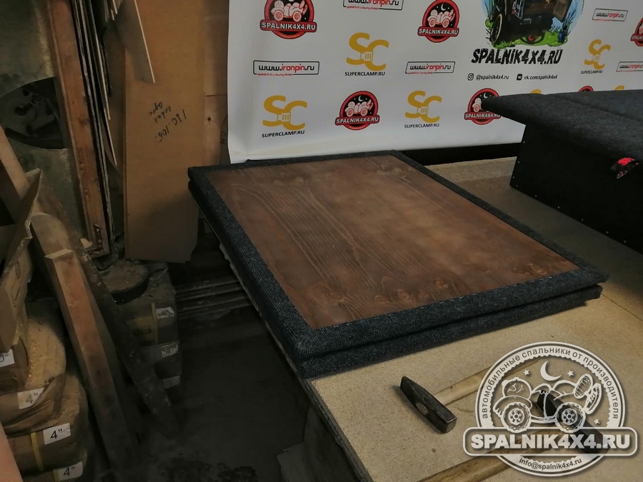 Автоспальник для ТЛК 1️⃣0️⃣5️⃣ стандартной комплектации с каркасом из алюминиевого профиля, кайдекса, с ручками-защелками из полированной нержавейки