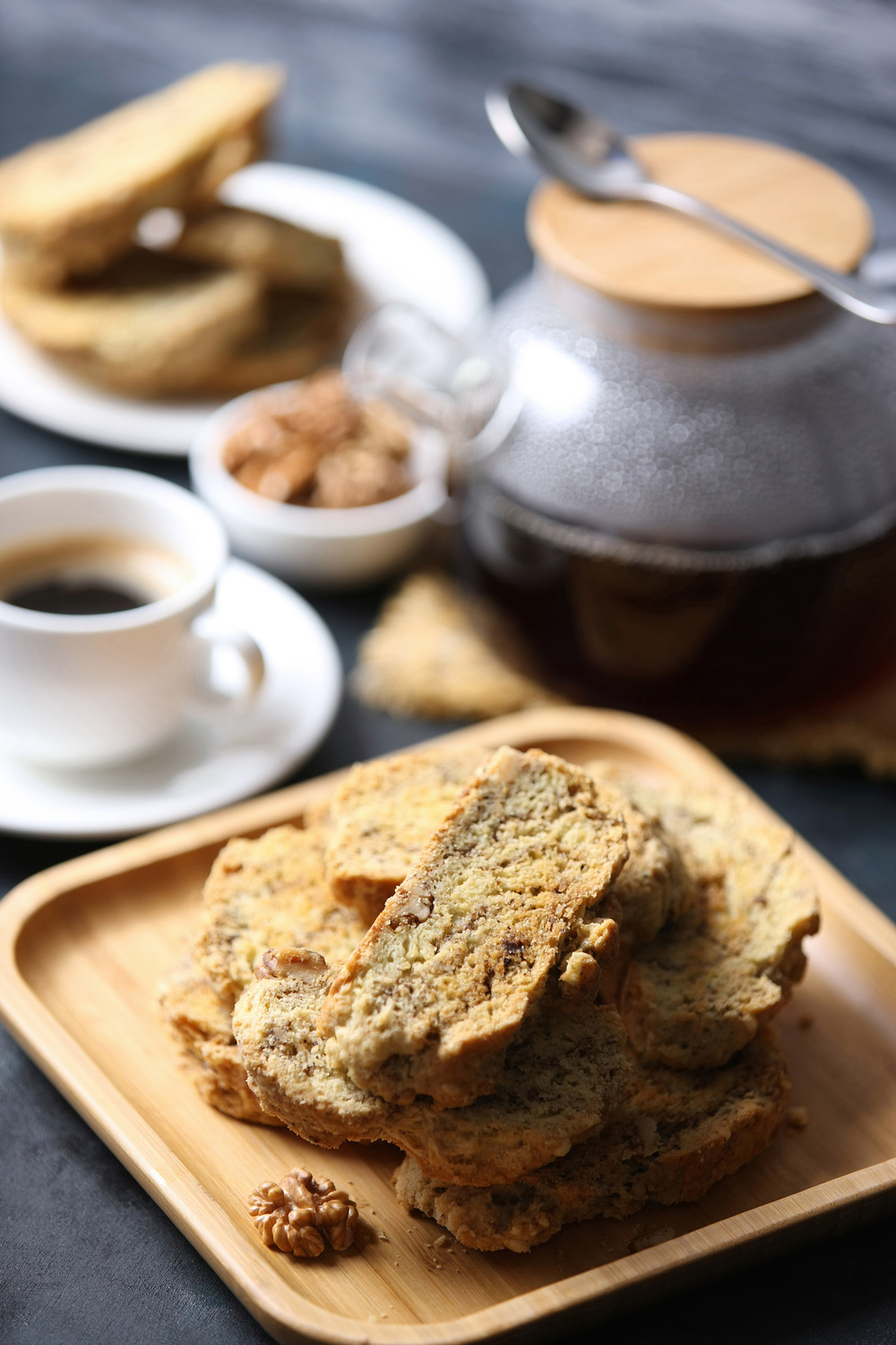 Кантуччи с голубым сыром и грецкими орехами