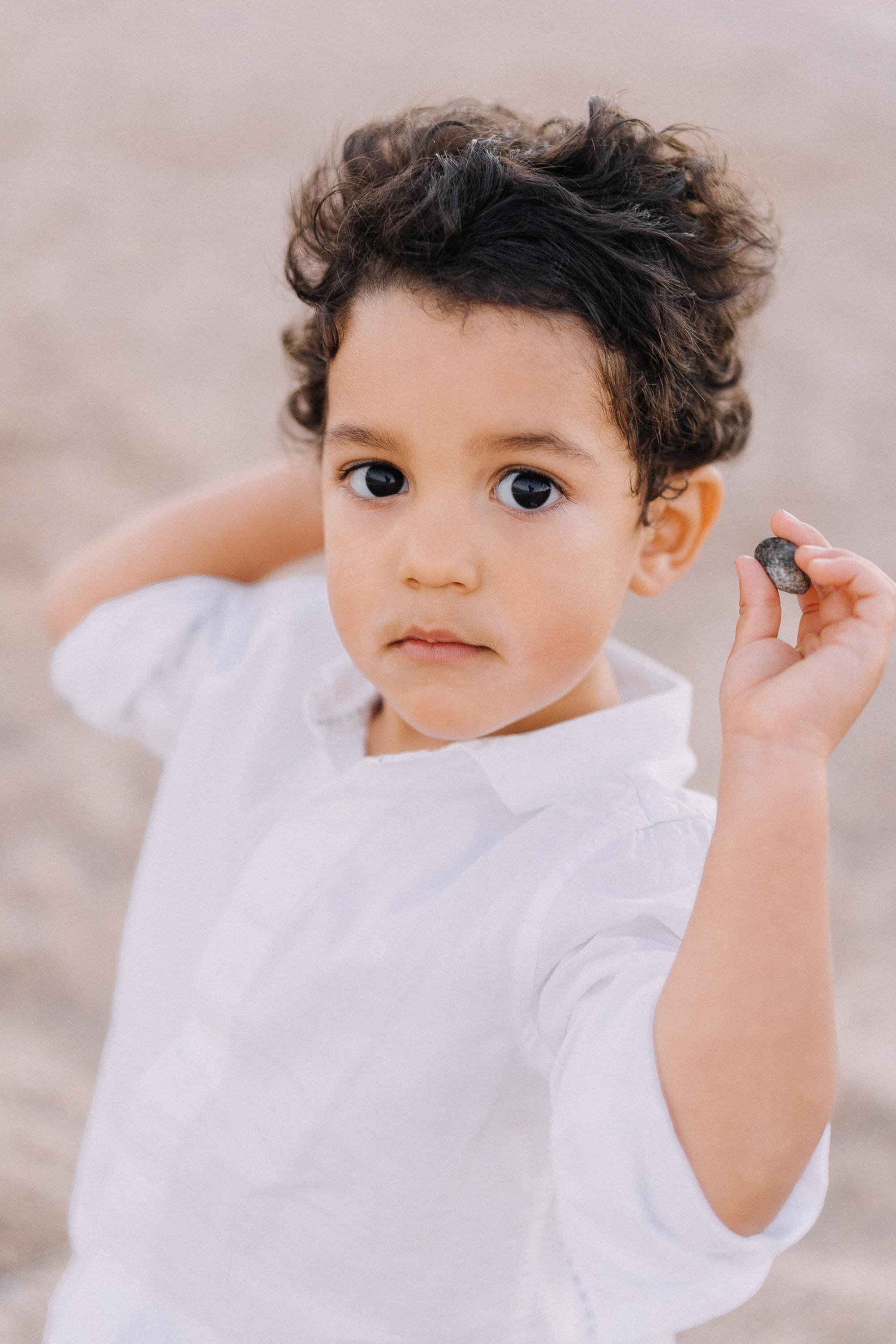 Unique family photoshoot ideas Barcelona