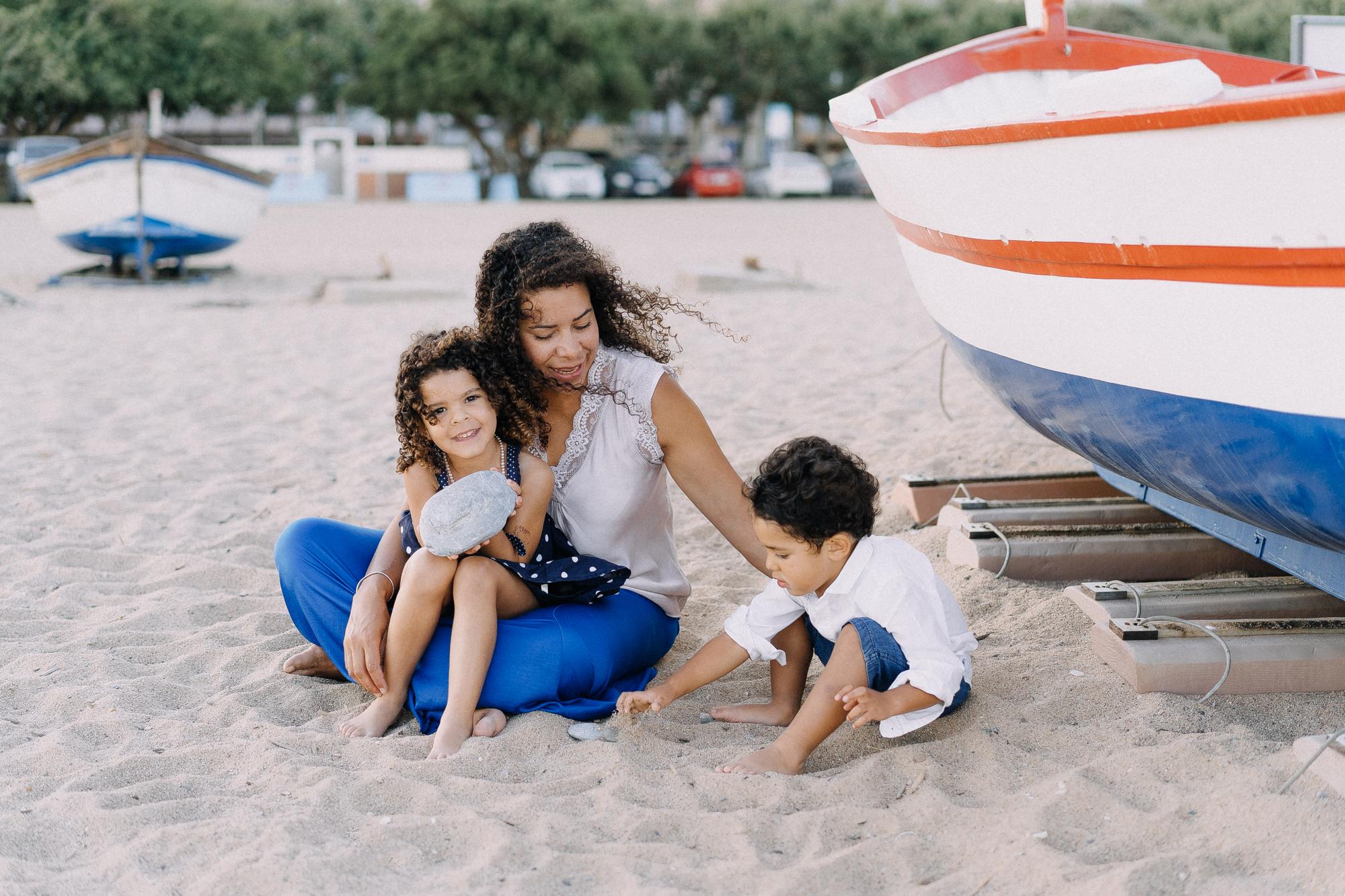 Family portrait session Barcelona