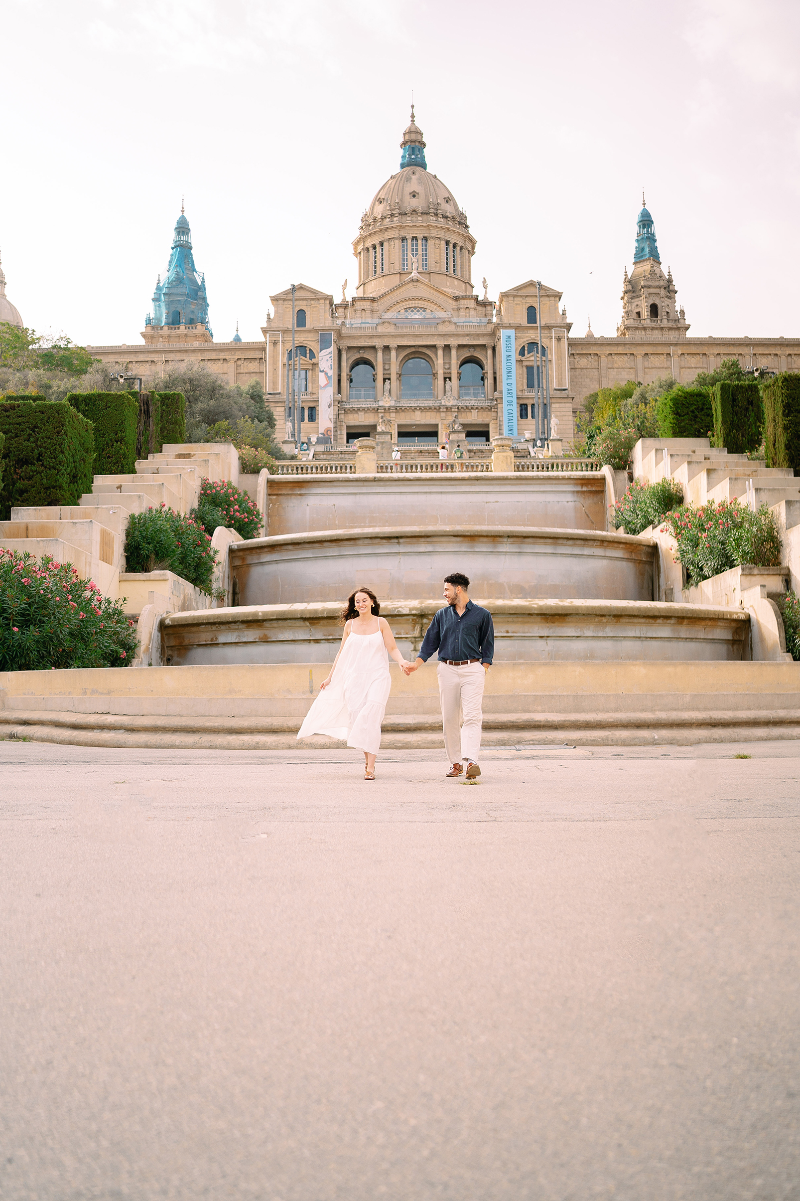 Barcelona couple photographer rates
