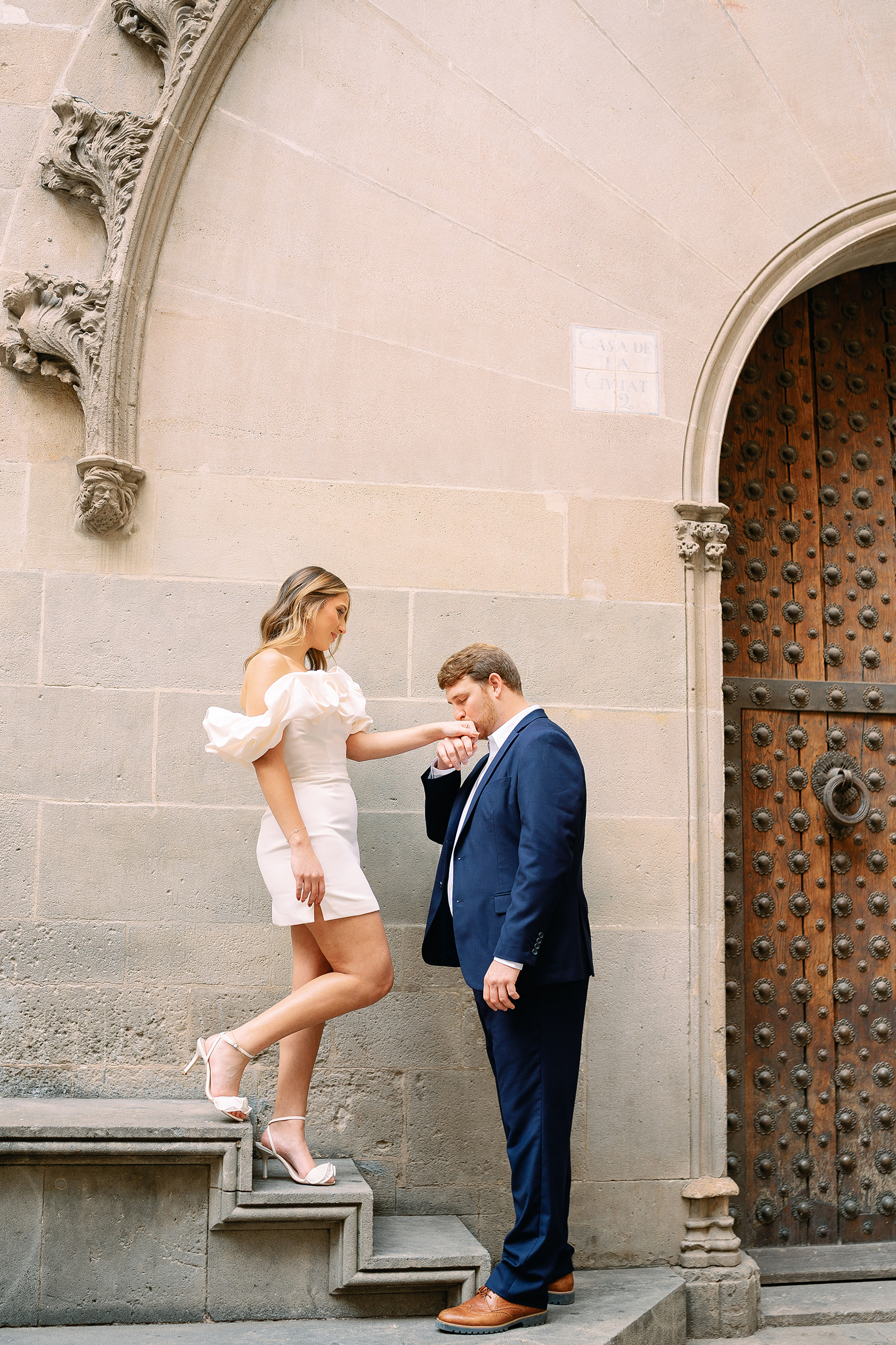 Best love story photoshoot locations Barcelona