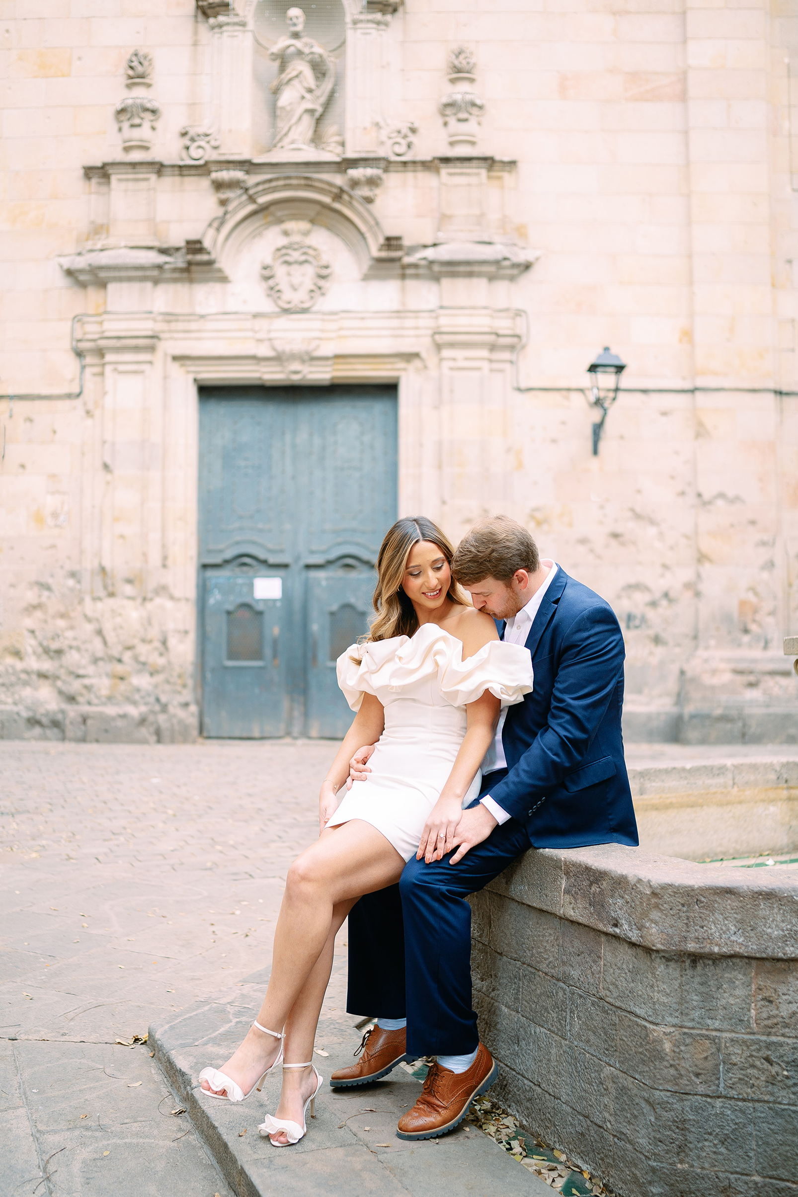 Best love story photographer Barcelona