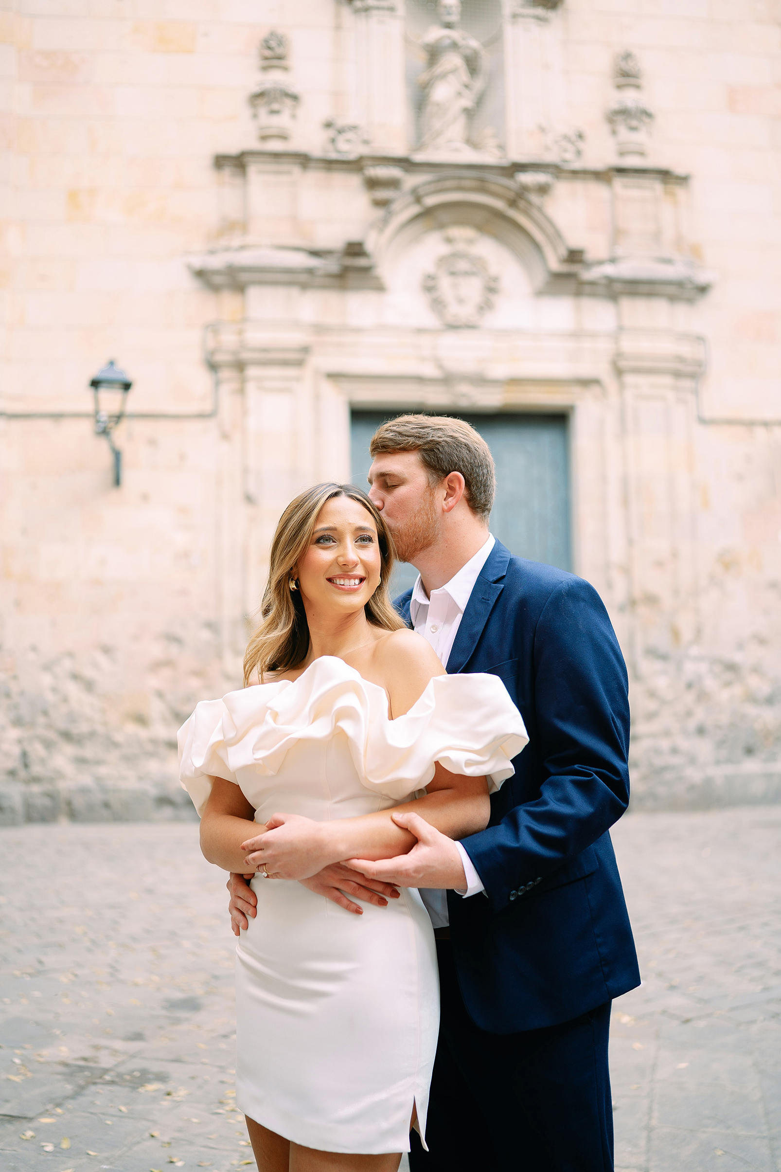 Barcelona couple photo shoot