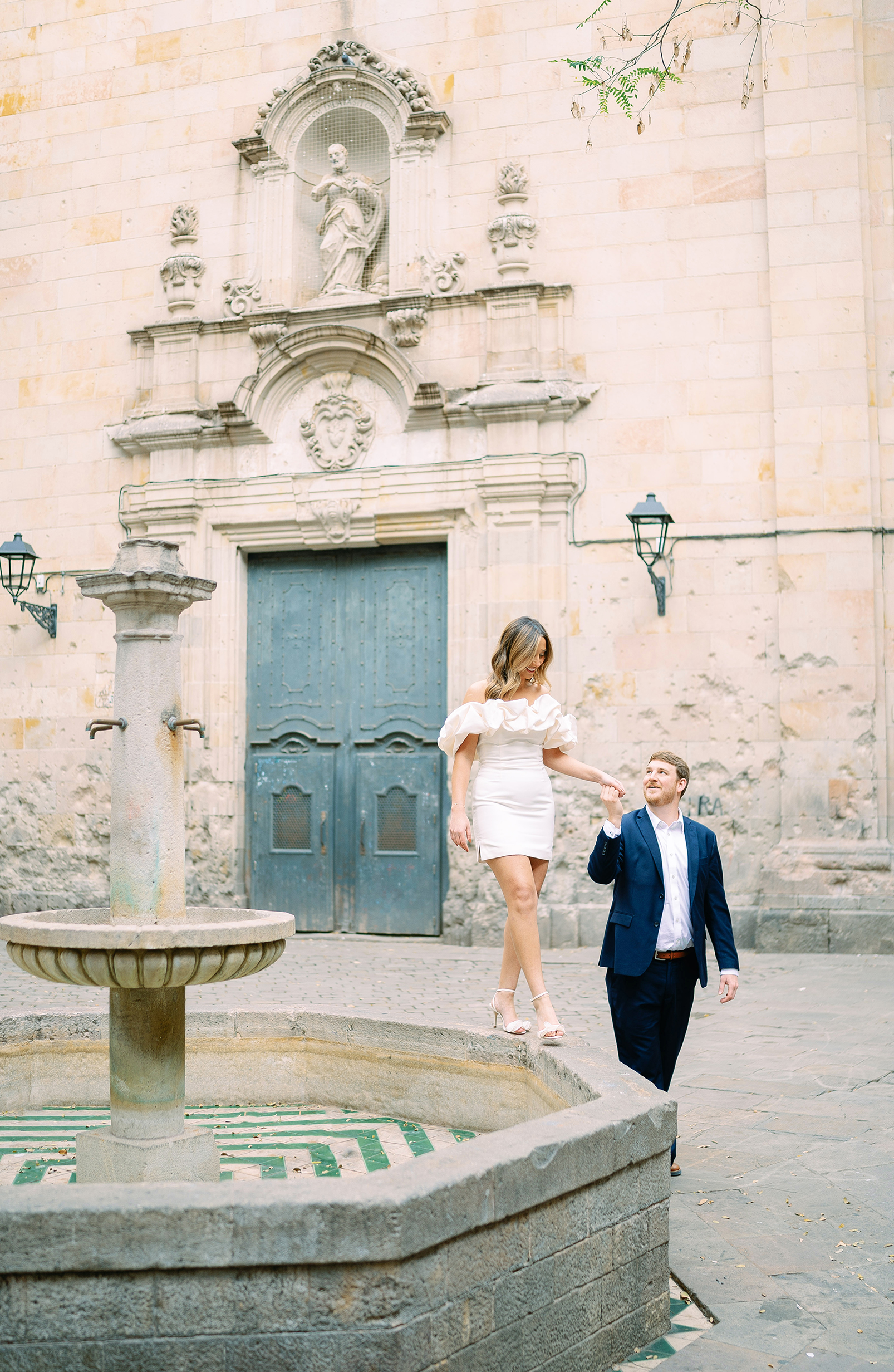 Barcelona love story photos