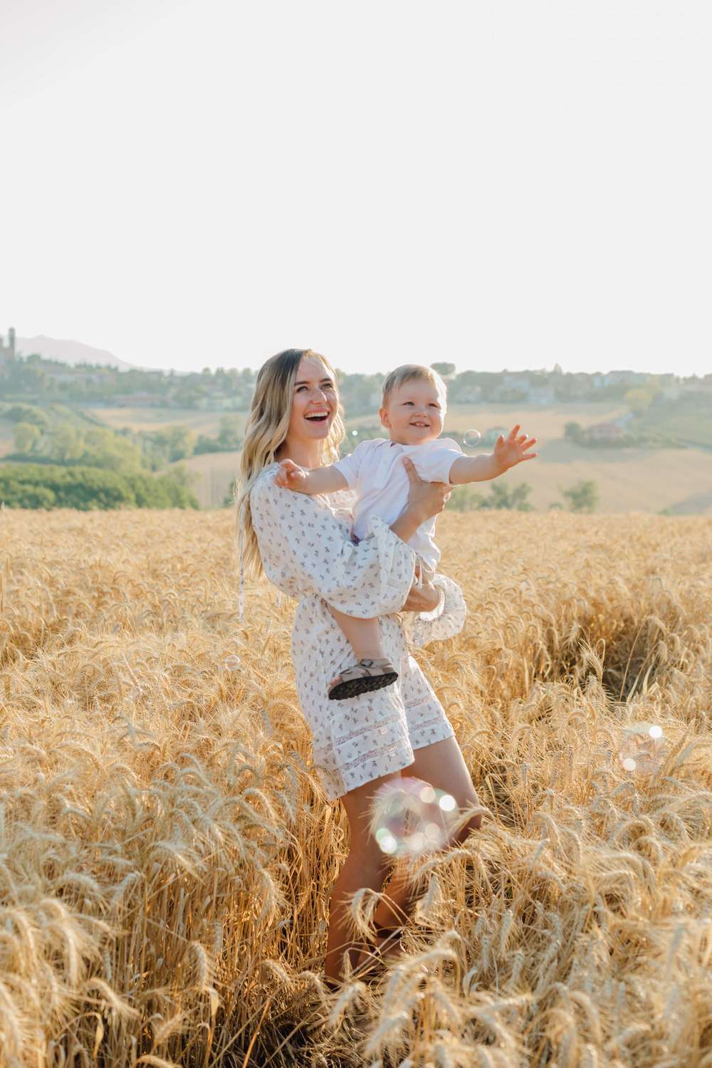 Jessica Mur divanda cuckold porno videoda Chiroyli fohishalar rasmlar