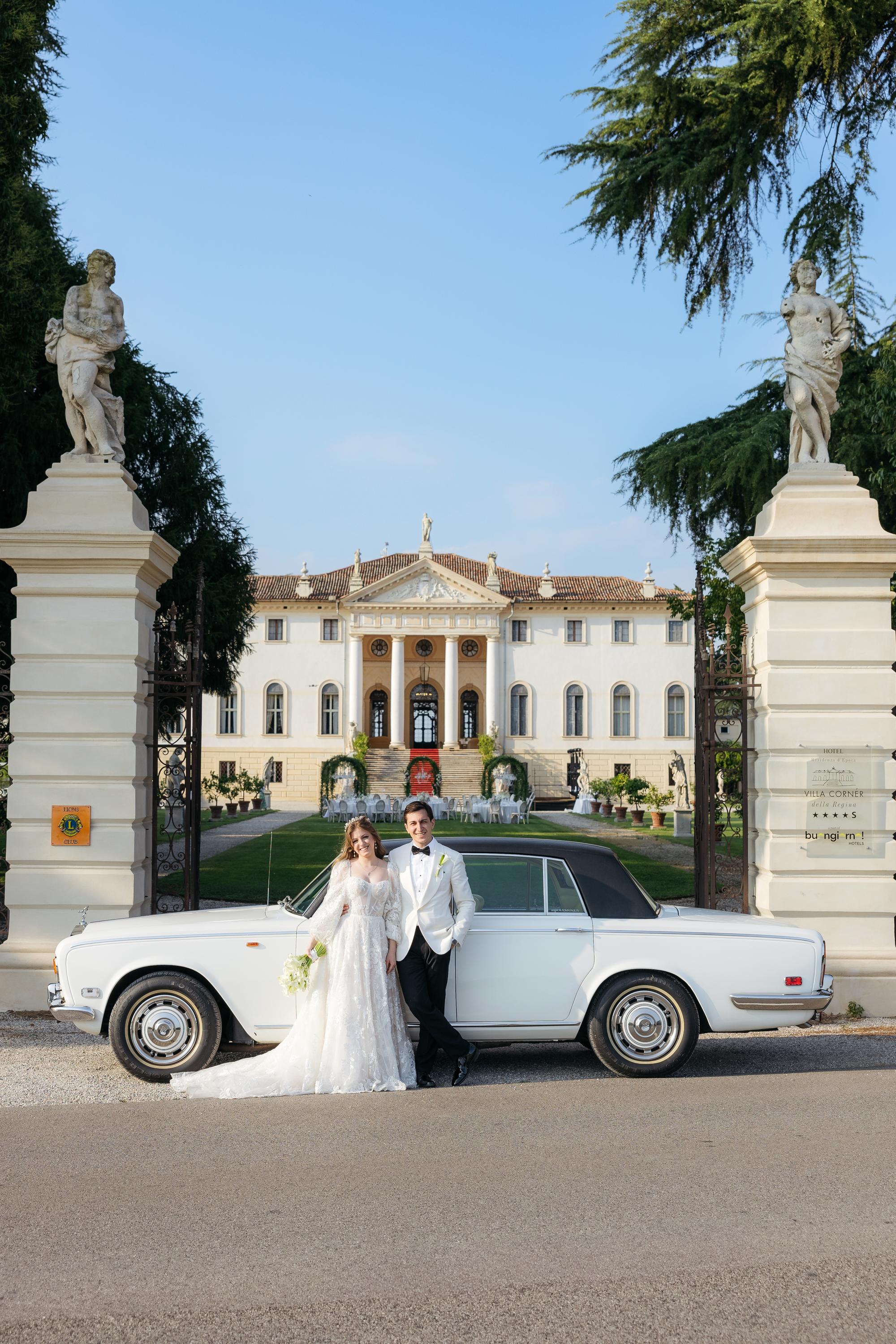 Norayr Avagyan: Candid & Fine Art Wedding Photographer in Italy | Specializing in destination weddings at Lake Como, Puglia, Amalfi Coast, and Tuscany. Capture timeless moments with a blend of documentary and artistic elegance.
