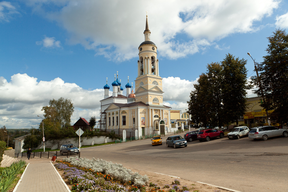 Боровск калужской достопримечательности. Преображенский храм Боровск. Городское поселение город Боровск. Калуга Боровск.