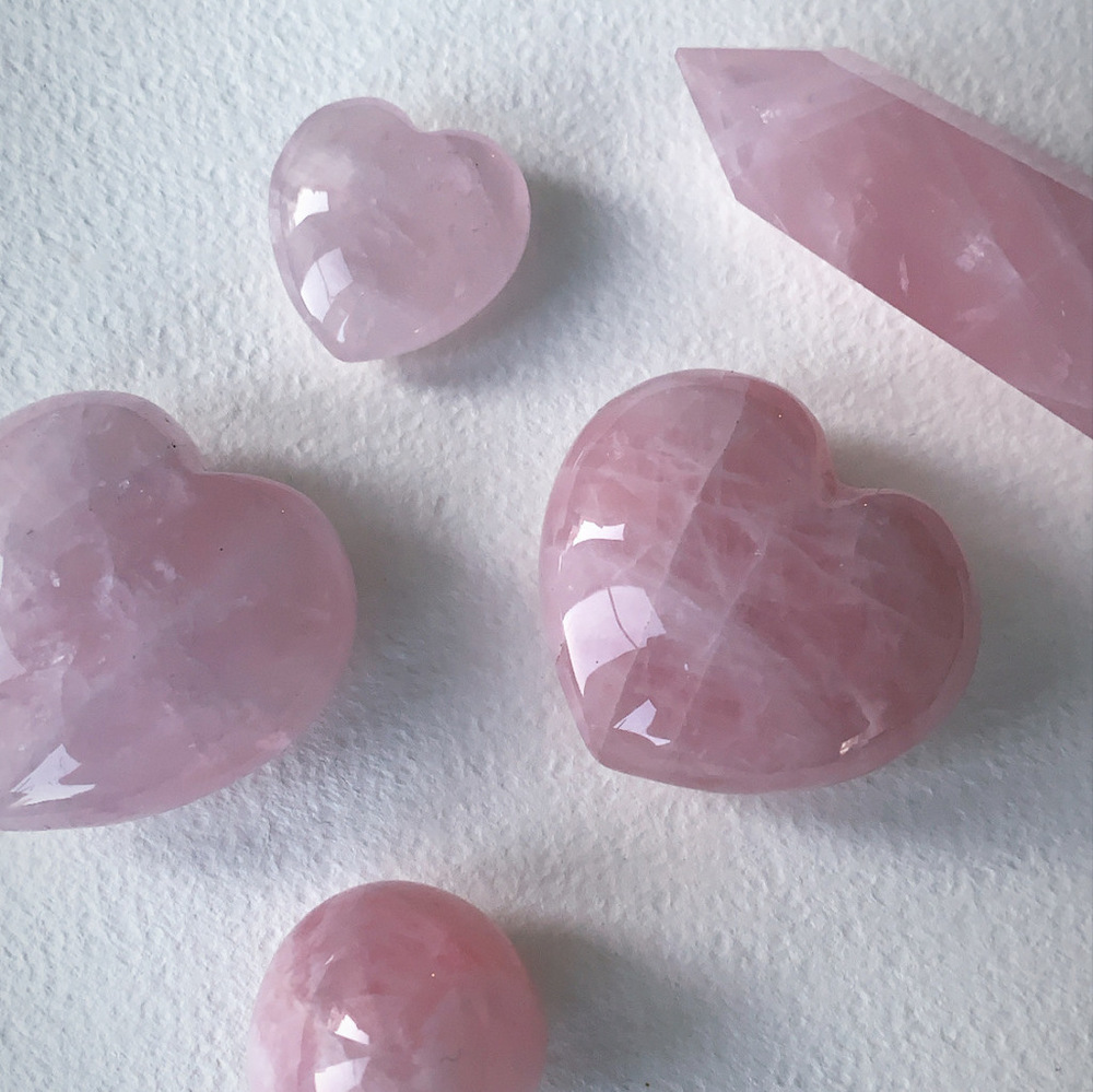 Розовый кварц — камень любви