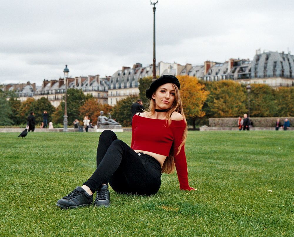 Parisian-style photo shoot for a woman in a French beret by film photographer Anya Parsley