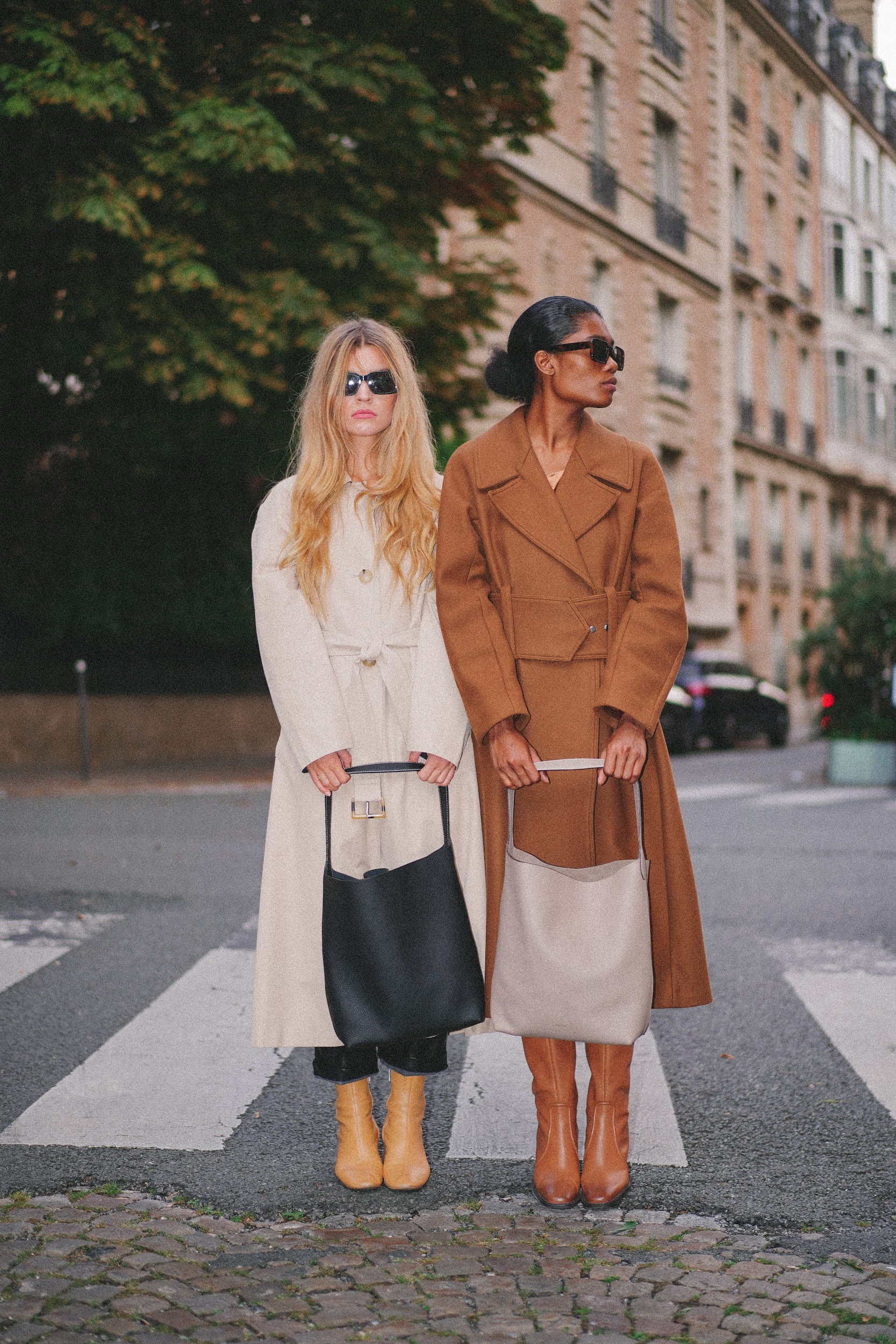 Paris brand photographer capturing the essence of Parisian elegance.