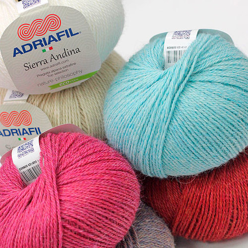 Артруно интернет магазин пряжи. Золотое руно подкидыш. Носочная добавка хозяюшка-рукодельница люкс. Полипропиленовая нить хозяюшка рукодельница. Пряжа руно.