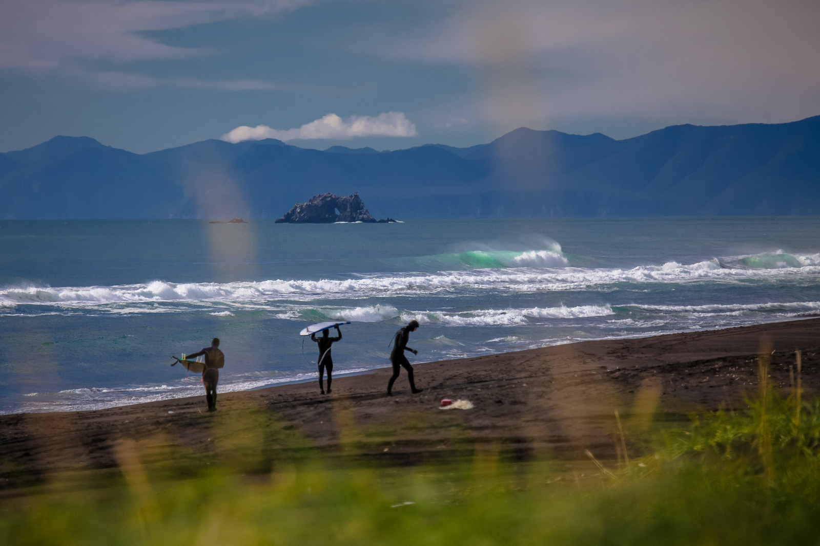 Статья о серфинге в России на Surfline