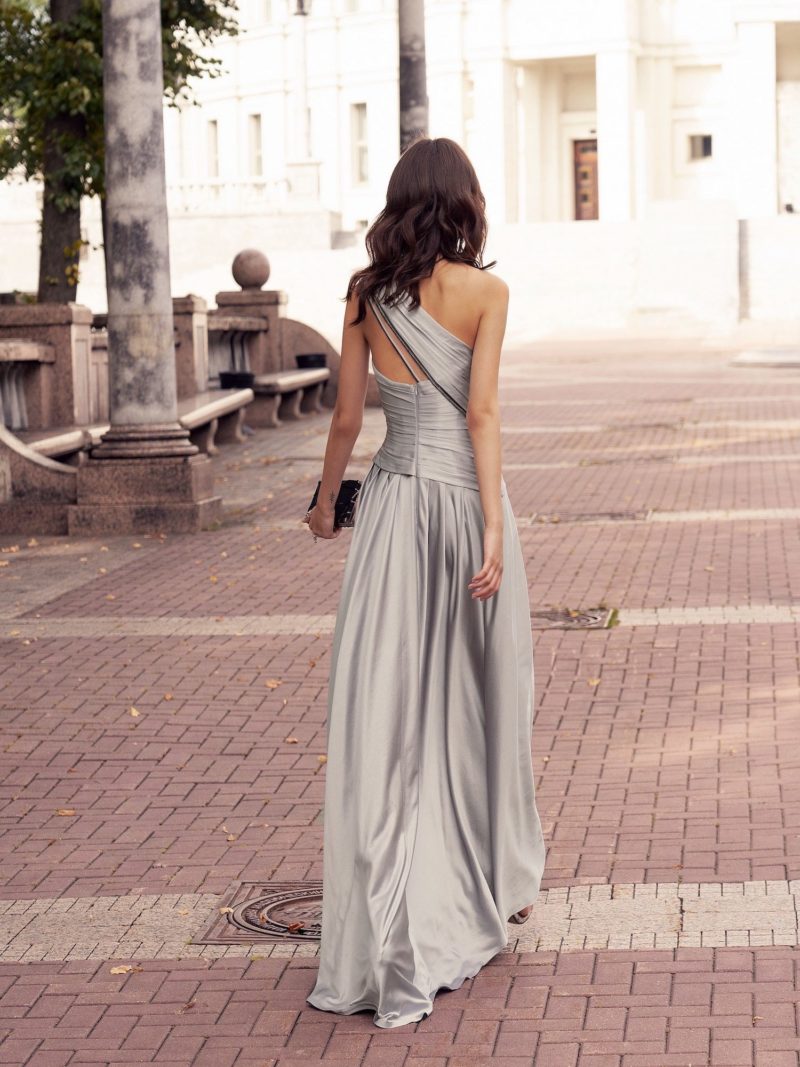 Luxury Formal Dress with Asymmetrical Designs in Toronto | Dream and Dress